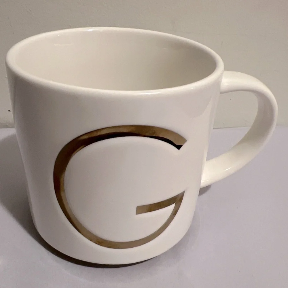 WILLIAMS SONOMA CA Initial Mug Letter G Monogram Coffee Tea Cup White Gold 16 Oz